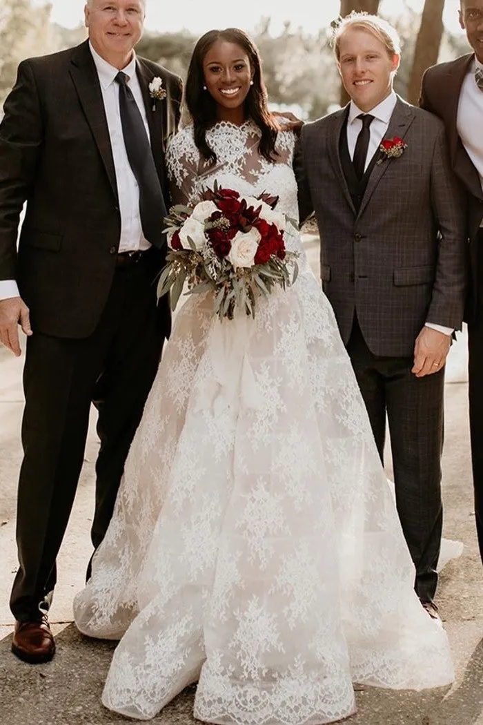 Long Sleeve Vintage Lace Wedding Dresses Online