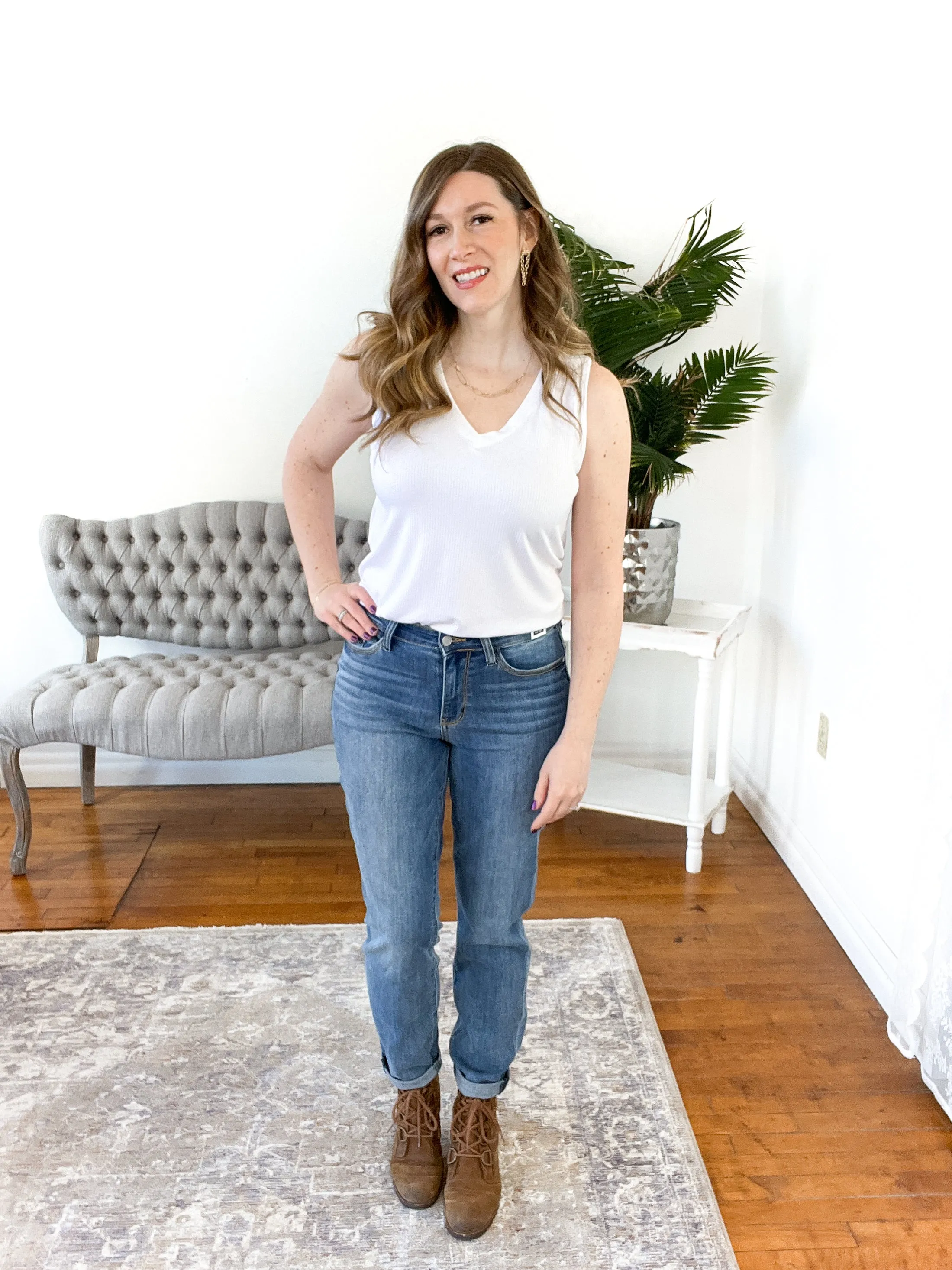 MacKenzie Mid-Rise Skinny Judy Blue Jeans