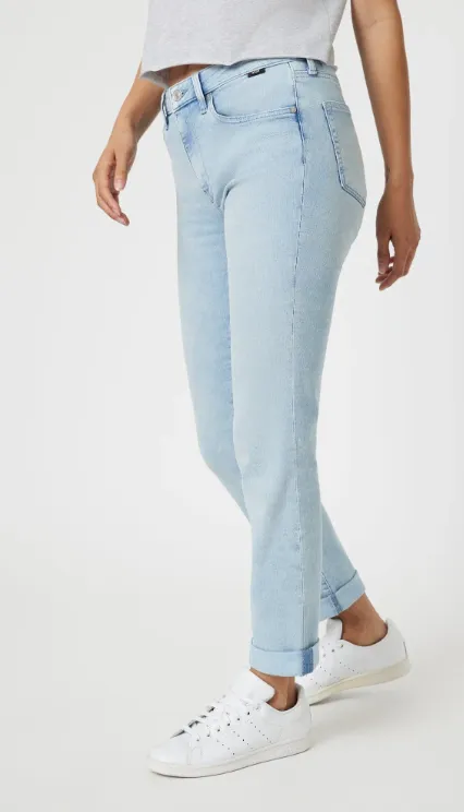 Mavi Kathleen Slim Boyfriend Jeans in Bleach Feather Blue