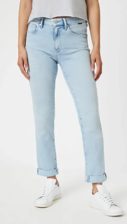 Mavi Kathleen Slim Boyfriend Jeans in Bleach Feather Blue