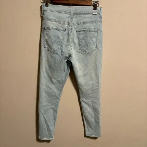 MOTHER Jeans ‘The Swooner Crop Swimming Lessons’- Size 27