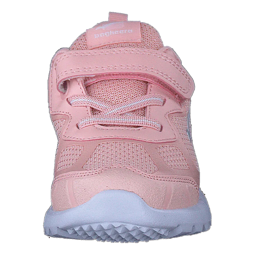 Moxie Soft Pink/white