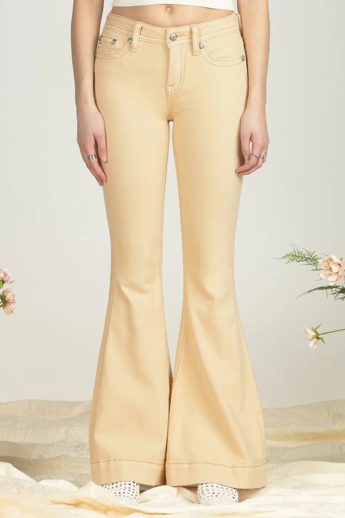 Neutral Horseshoe Beige Flare