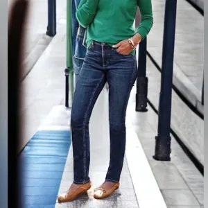 NWT J. Jill straight leg high rise jeans Luna Blue 5 pocket with stretch Sz 4