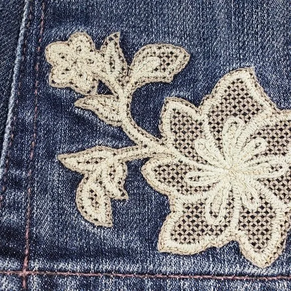 Paige Embroidered Benedict Canyon Boot Cut Jeans 26