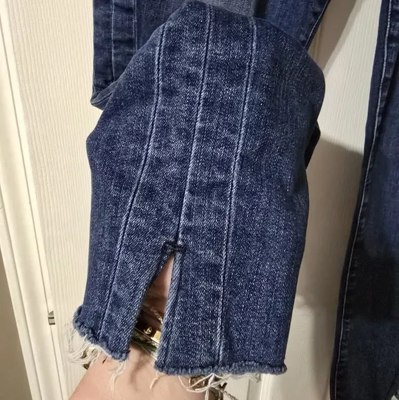PAIGE Hoxton Ankle High Rise Skinny Jeans w/Stretch, Raw Slit Hem, Sz 33, EUC!
