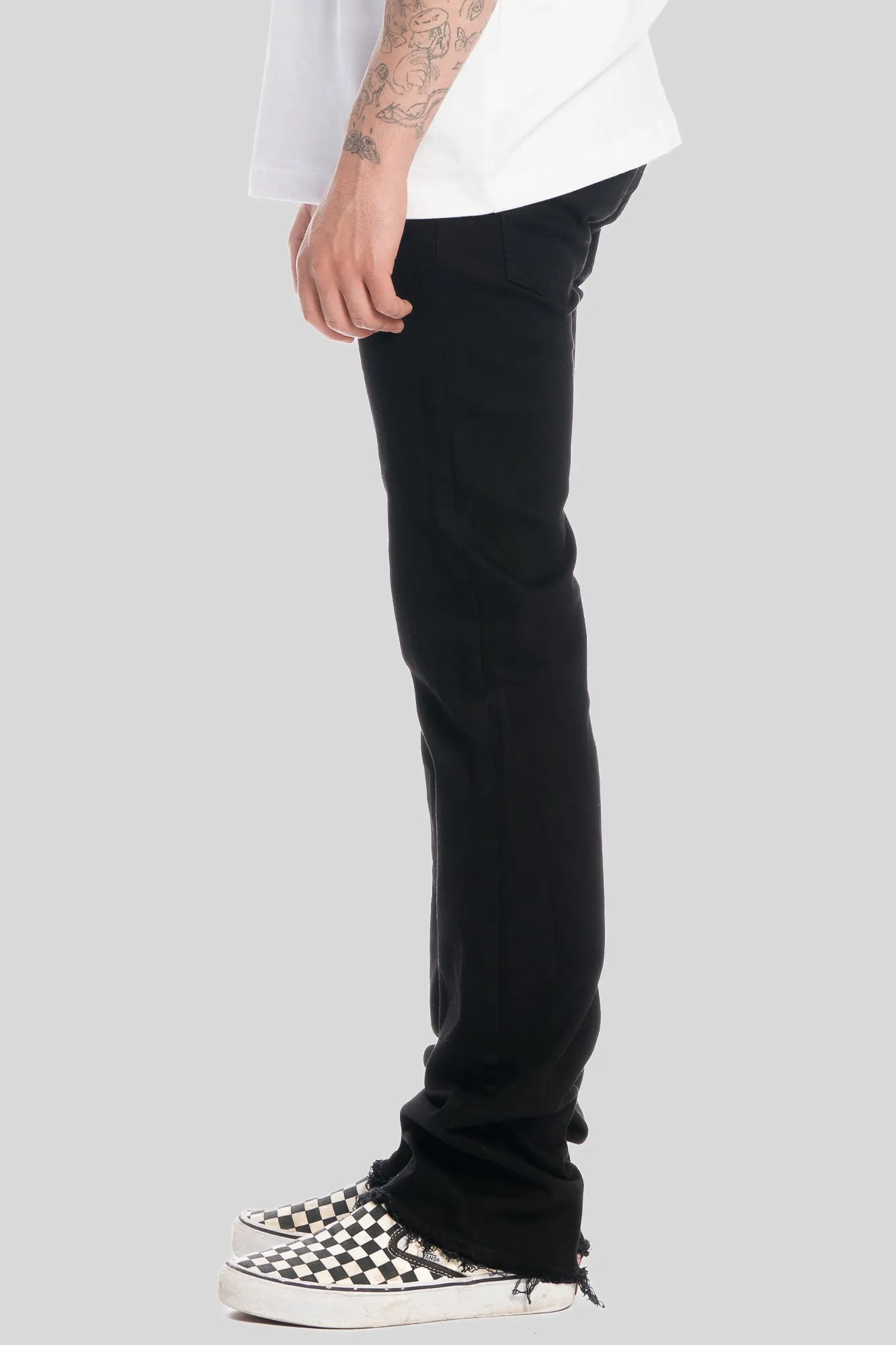 RAW EDGE JET BLACK DENIM JEAN