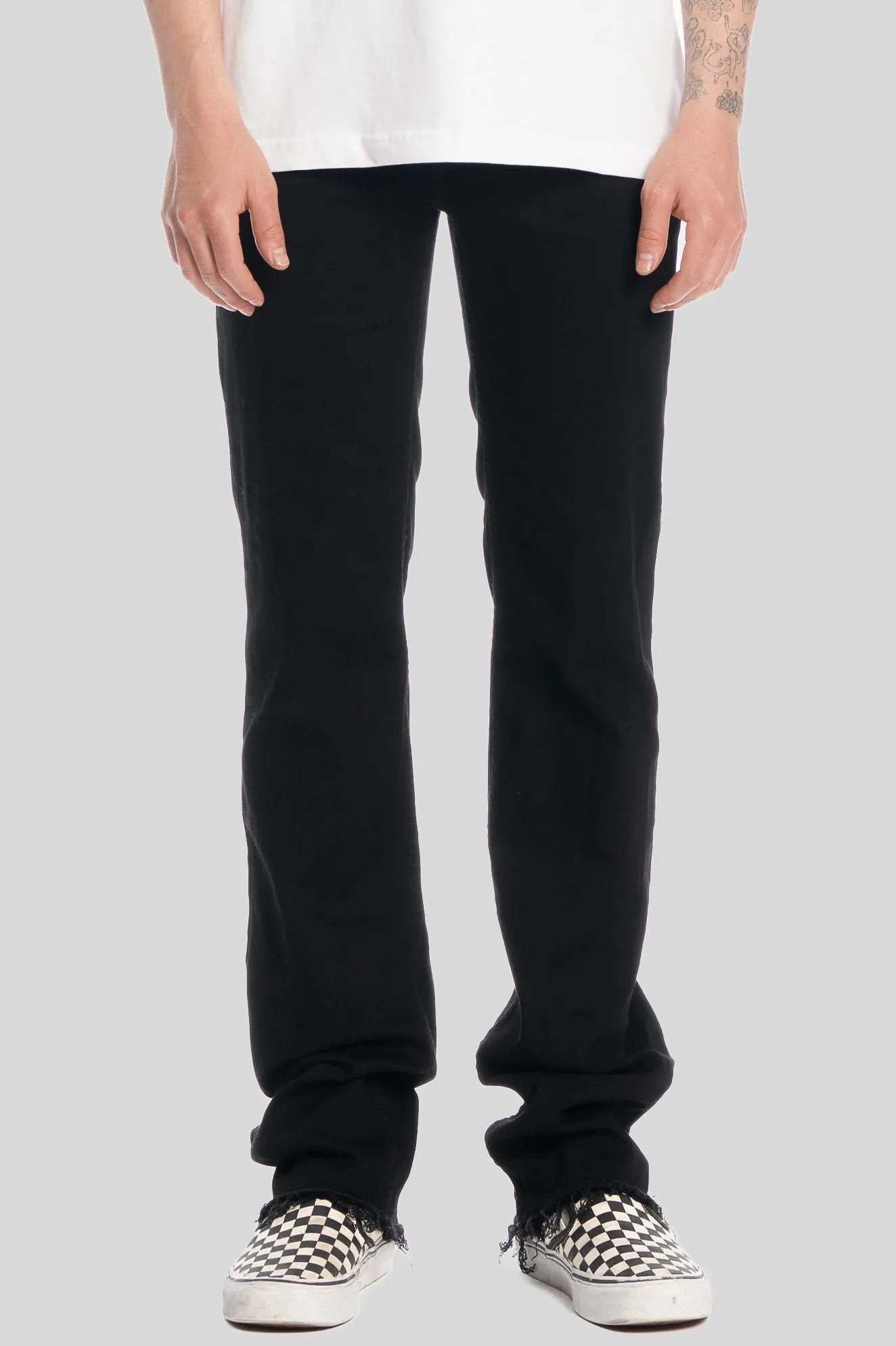 RAW EDGE JET BLACK DENIM JEAN