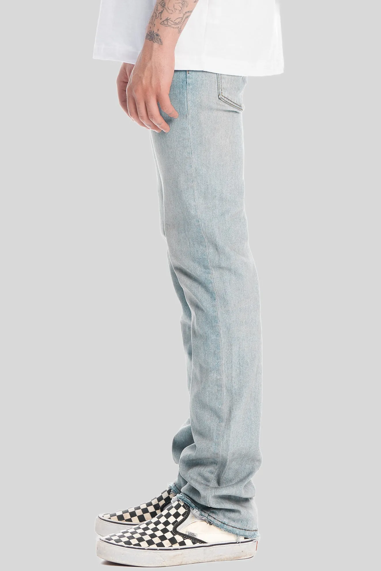 RAW EDGE WASHED BLUE DENIM JEAN