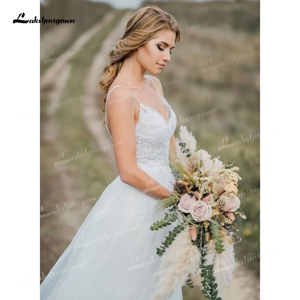 Roycebridal Two Piece Tulle A-Line Boho Wedding Dresses V-Neck Spaghetti Straps Backless Sleeveless Chapel Train Bride Gowns Appliques Pleat