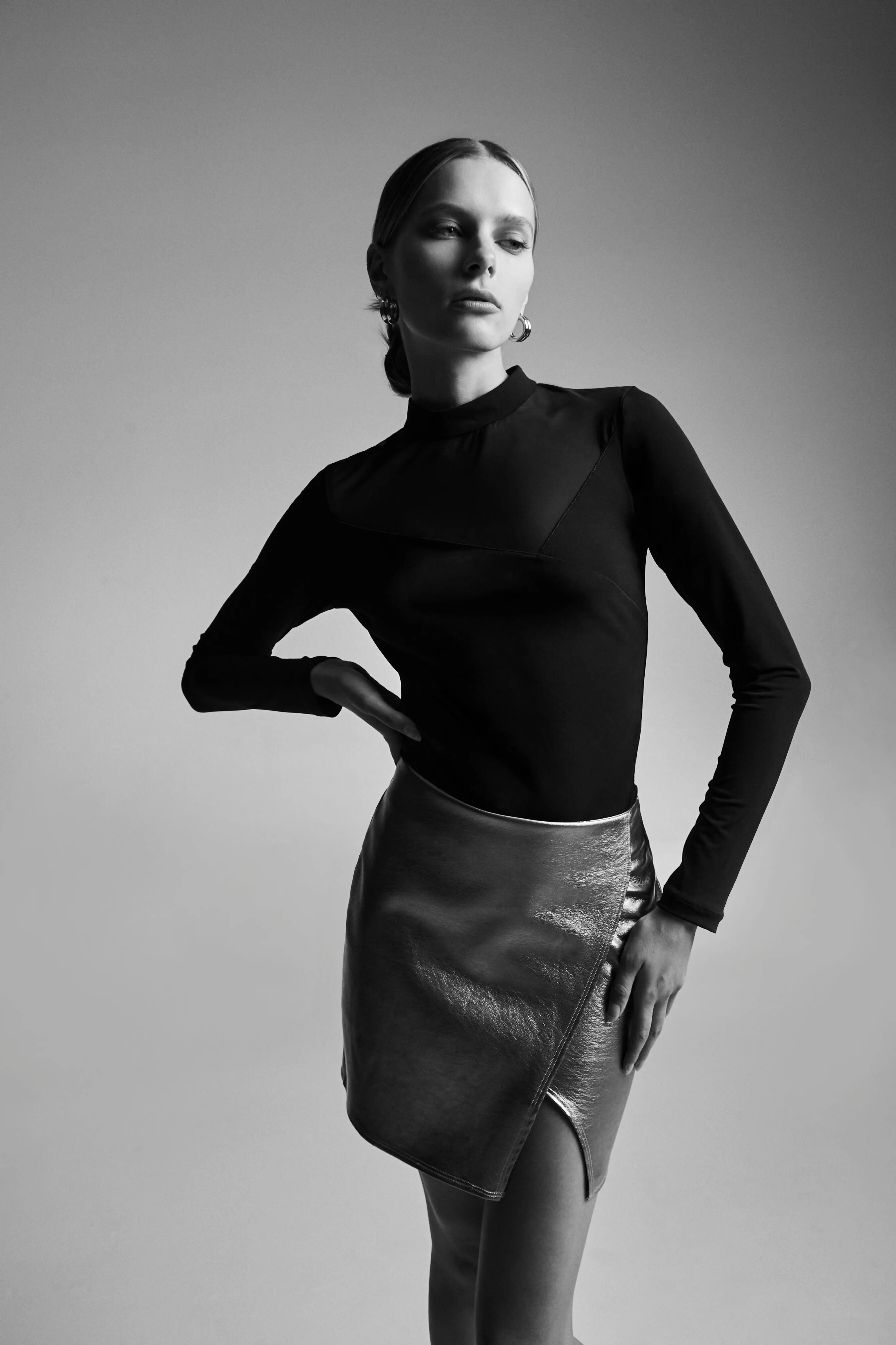 Ruched Mesh Panel Mock Neck