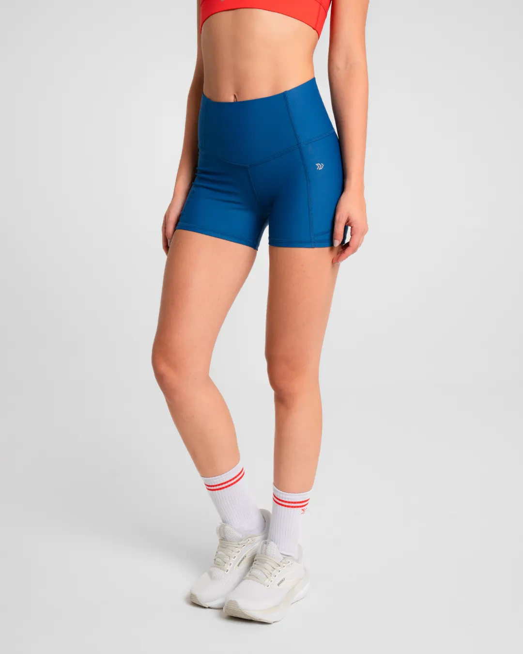 Short vibrant Navy