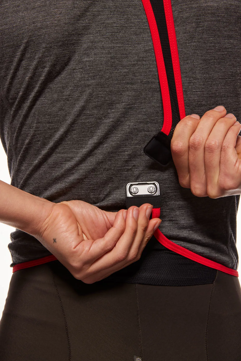 Signature Bib Short III – Chocolate