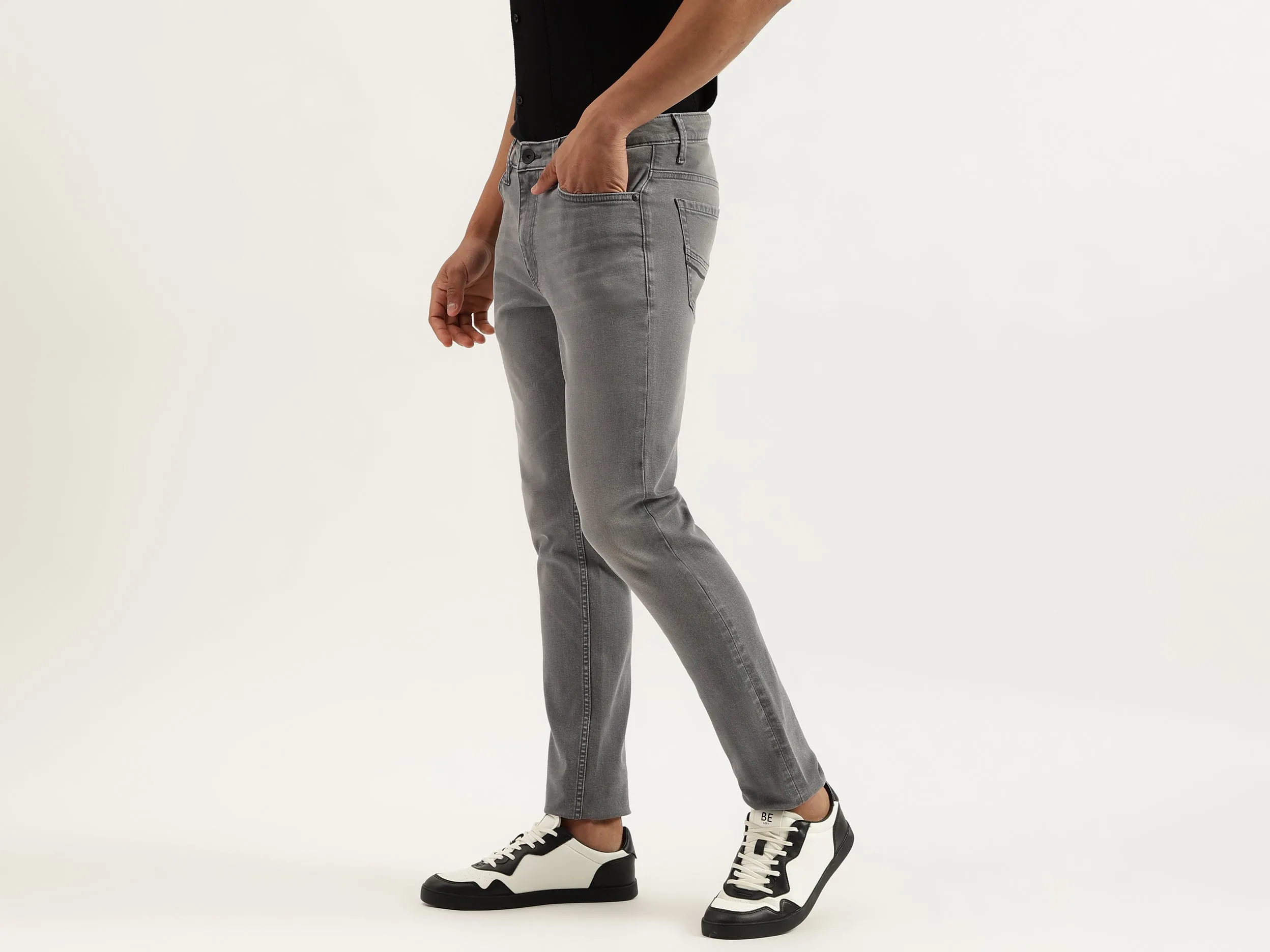 Solid Skinny Fit Jeans
