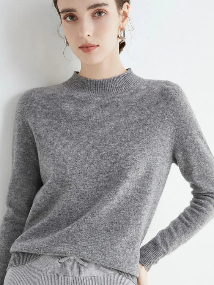 Stylish women's jumper for an elegant look
