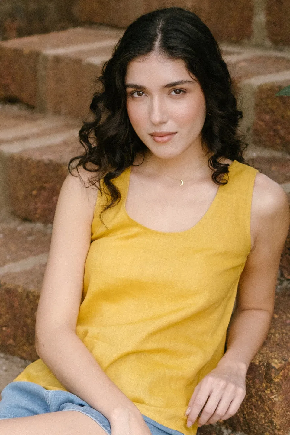 The Linen Round Neck Tank