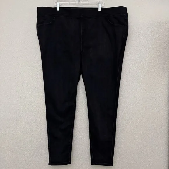 Torrid Lean Jean Skinny Super Soft Black Pull On Size 5 Tall NWT