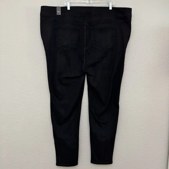 Torrid Lean Jean Skinny Super Soft Black Pull On Size 5 Tall NWT