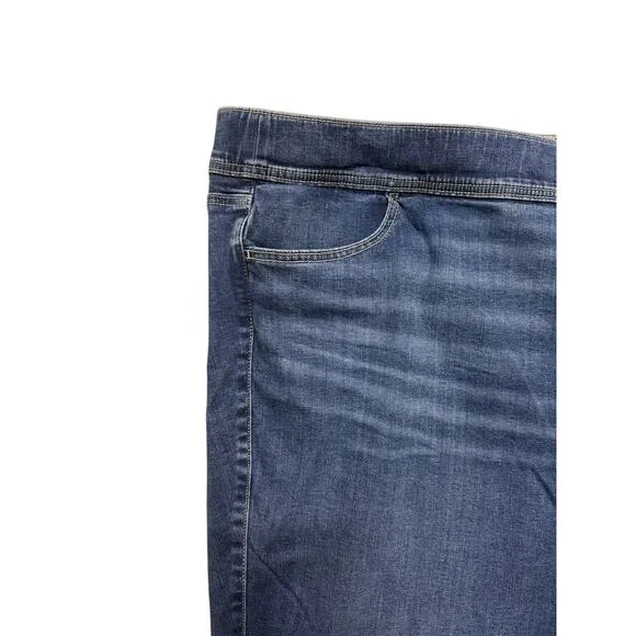 Torrid Lean Jean Super Soft Jeans Size 5R in Blue