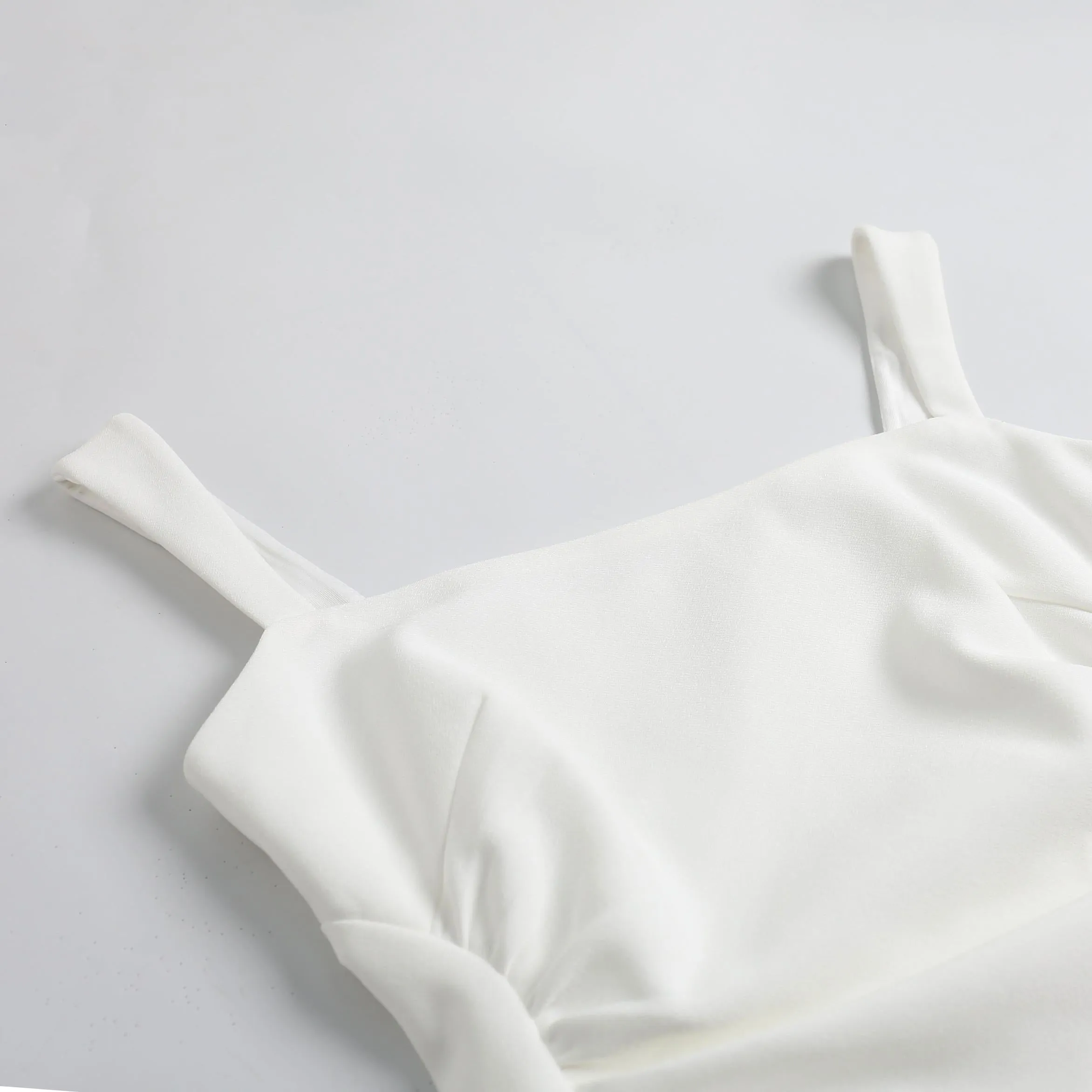 Trendy Poplin Dress with a Flattering Waist