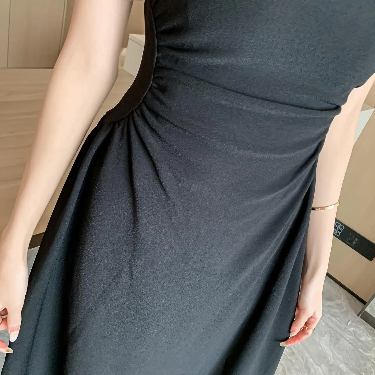 Trendy Poplin Dress with a Flattering Waist