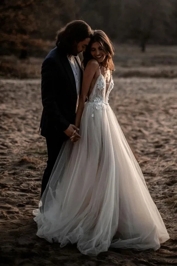Tulle A-line Deep V-neck Backless Spaghetti Straps Wedding Dresses, MW678