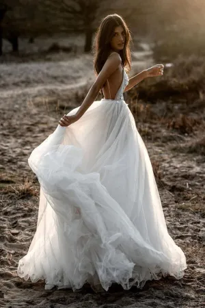 Tulle A-line Deep V-neck Backless Spaghetti Straps Wedding Dresses, MW678