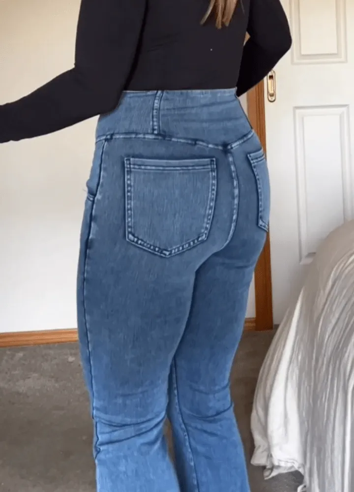 Ultra Soft Sculpting Flare Jeggings