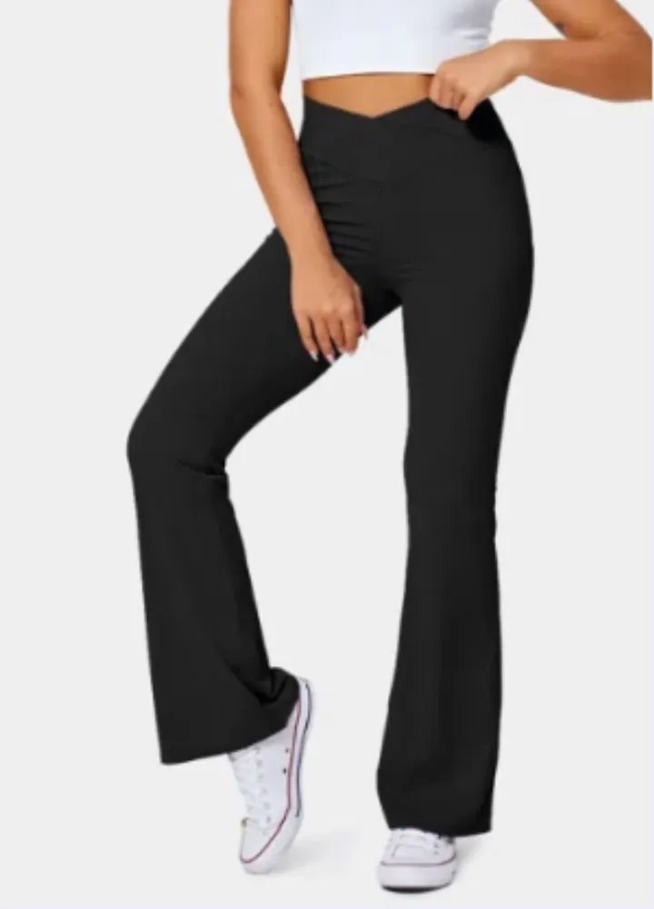 Ultra Soft Sculpting Flare Jeggings