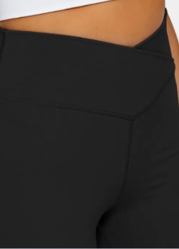 Ultra Soft Sculpting Flare Jeggings