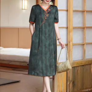 Vintage-Inspired Plus Size Midi Dress with Stunning Silk Fabric