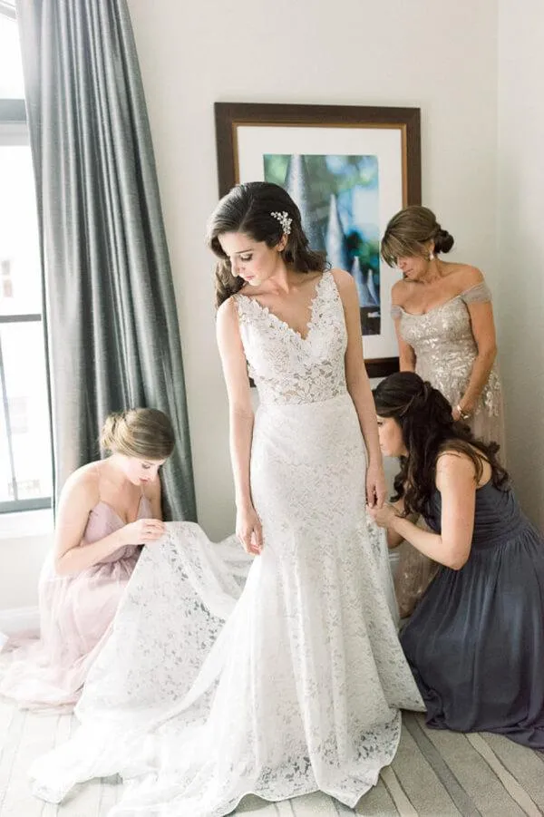 Vintage Ivory Mermaid V-neck Wedding Dresses With Sweep Train, SW433
