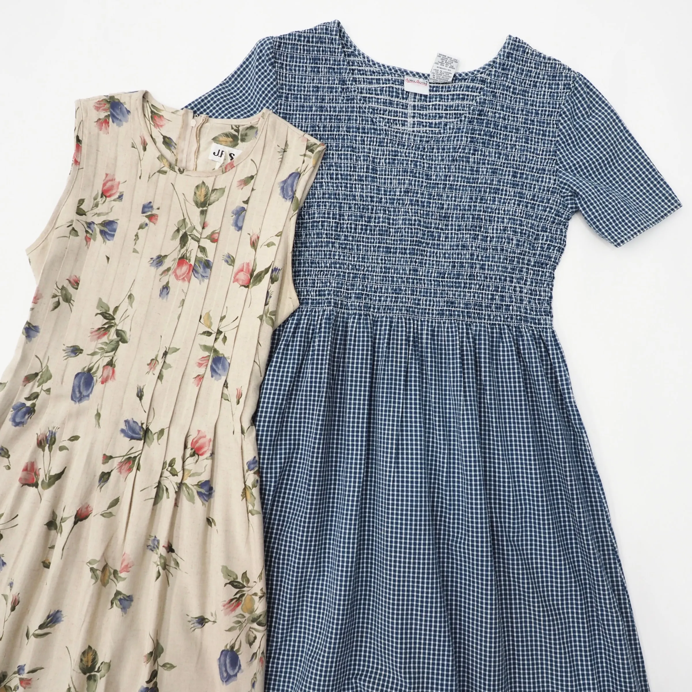 Vintage Ladies Dresses - 60 Pieces