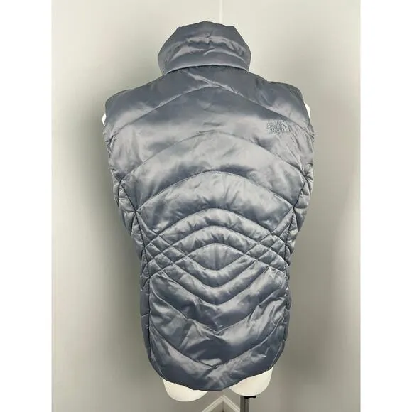 Women’s North Face 550 Goose Down Filled Vest in Silver Large